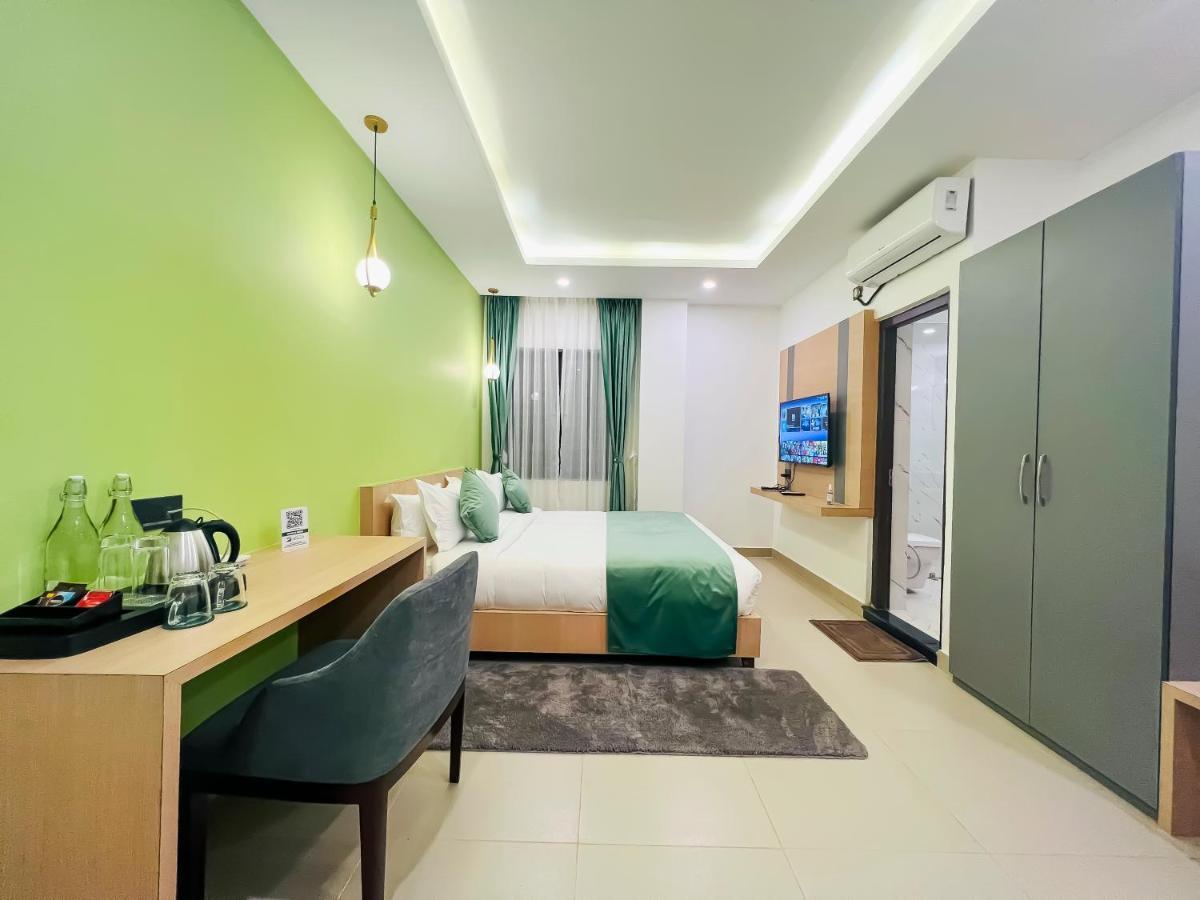 Hotel Aikawa Sauraha Exterior photo