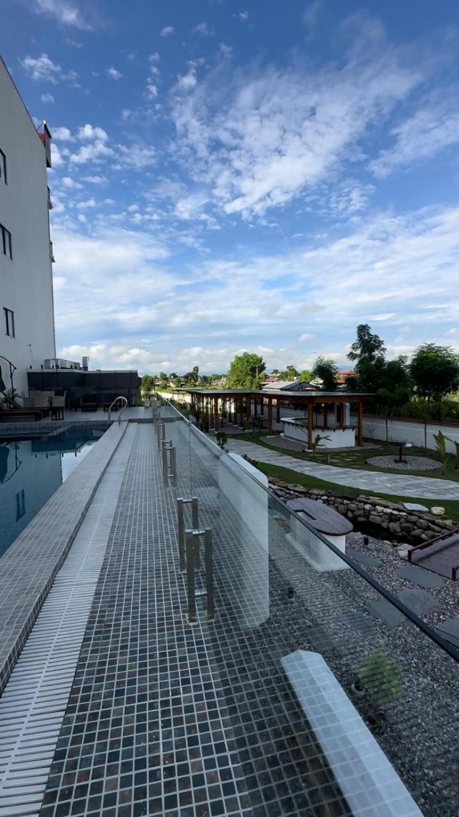 Hotel Aikawa Sauraha Exterior photo